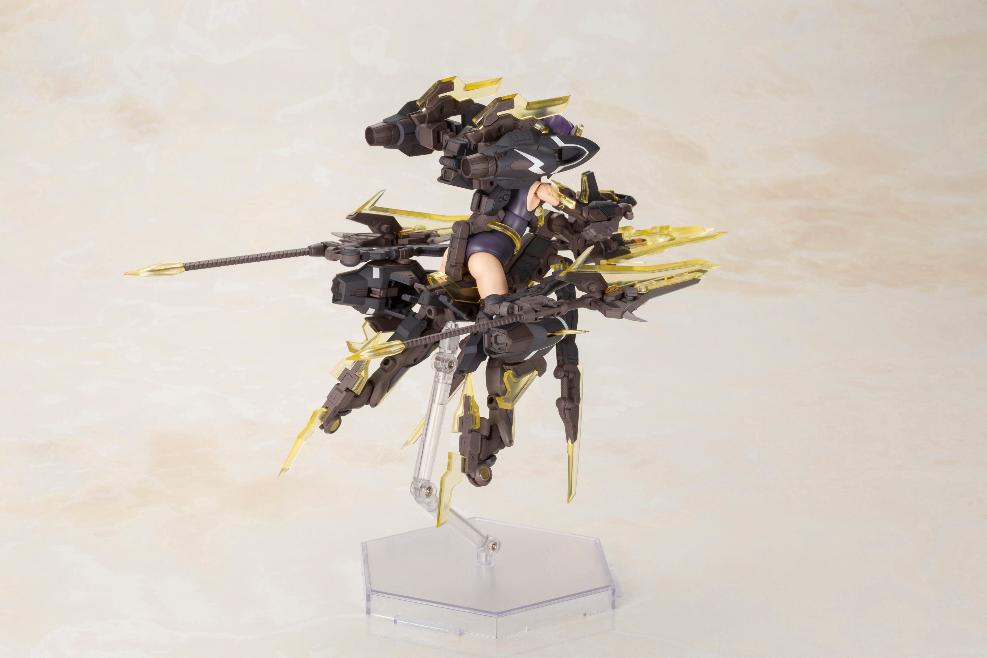 FRAME ARMS GIRL HRESVELGR=ALBAS